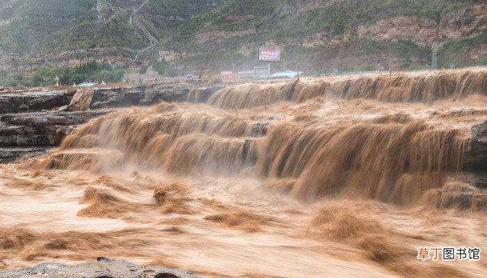 黄河发源于什么山脉