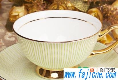 骨瓷可以用洗碗机洗吗 骨瓷杯怎么洗干净