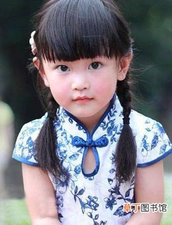 7岁女宝宝头发有什么简单扎法
