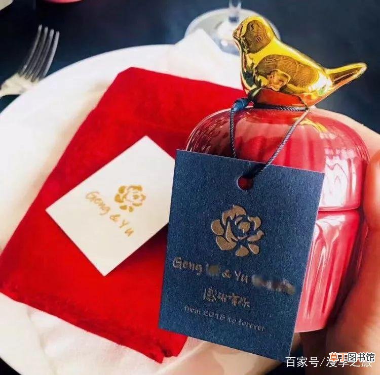 结婚的喜糖盒子装几颗糖 结婚装喜糖的盒子有什么款式