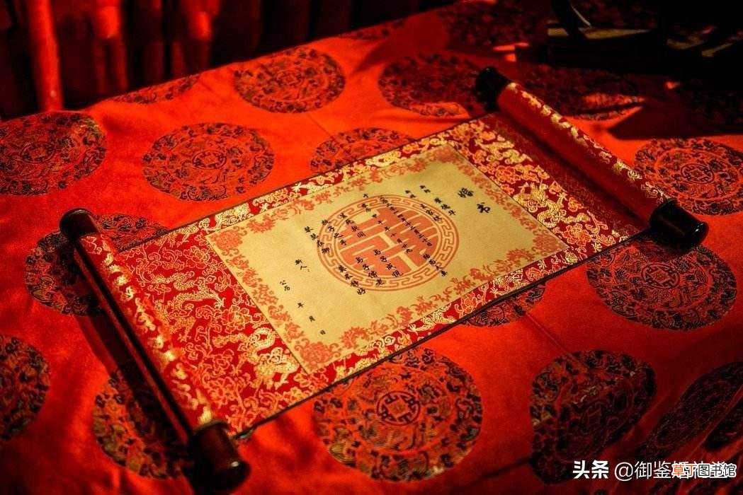 冬季订婚穿什么衣服 订婚穿什么衣服