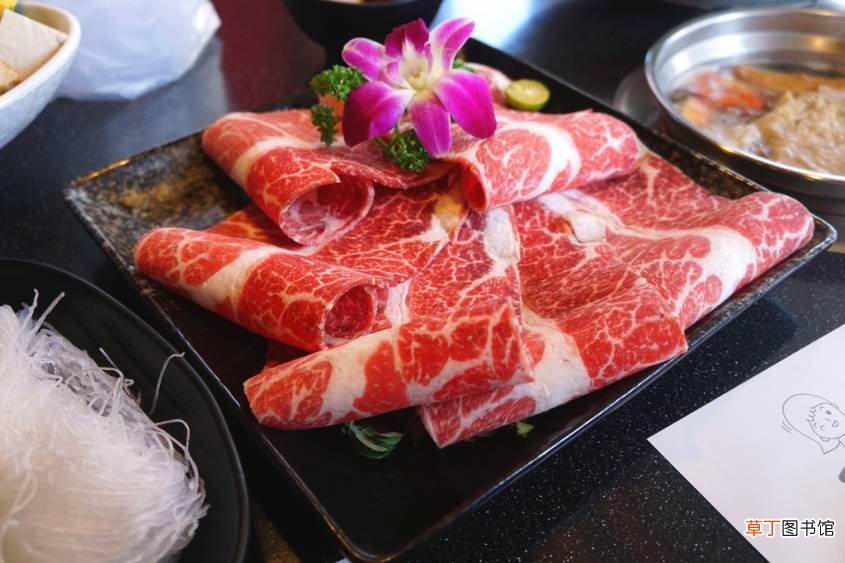 霜降为什么要吃牛肉?霜降和牛和雪花牛肉的区别