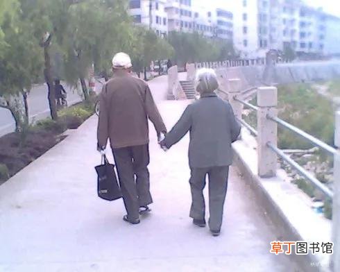 老年人找老伴搭伙过可不可靠 老年搭伙过日子能长久吗