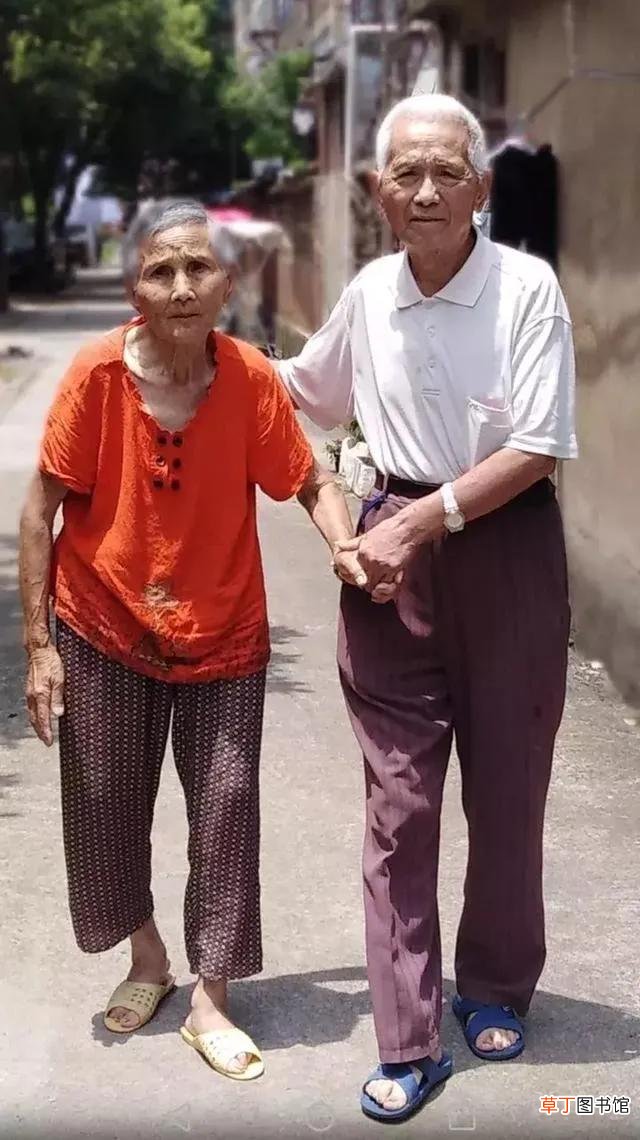 老年人找老伴搭伙过可不可靠 老年搭伙过日子能长久吗