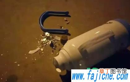 水瓶为什么会自动爆胆 开水瓶爆了是什么原因