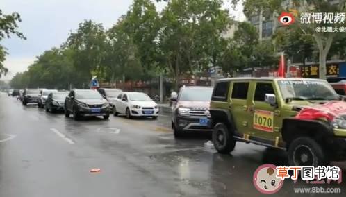 郑州感人暖心瞬间有哪些 郑州街头现免费餐箱供路人自取
