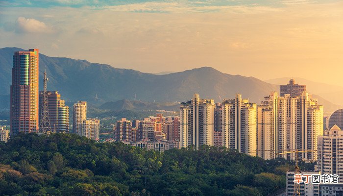 第一个经济特区是哪个城市