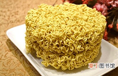 含食品添加剂最多的食品有哪些