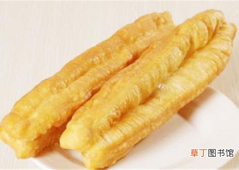 吃油条当早餐竟会中毒 教你自制健康油条