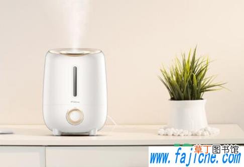 加湿器可以放在墙角吗 加湿器不能放在墙边上吗