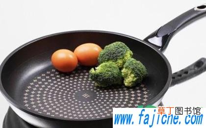 不粘锅中间凸起有什么办法处理 不粘锅为什么中间是凸起来的