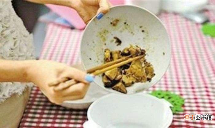 45岁是男人的一道坎，这四个高危行为不能有