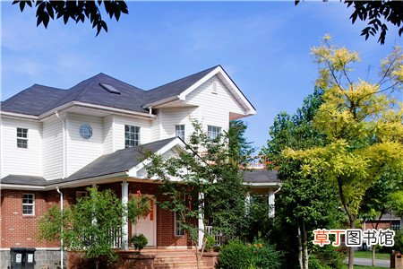 二层楼地基要多深合适 建房地基要求不容忽视