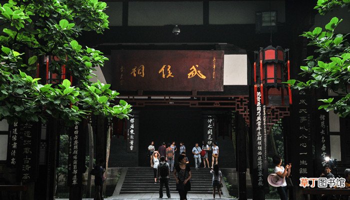 诸葛亮借东风是什么季节