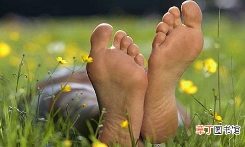 脚气病又痒又尴尬 秋季是治脚气最佳期