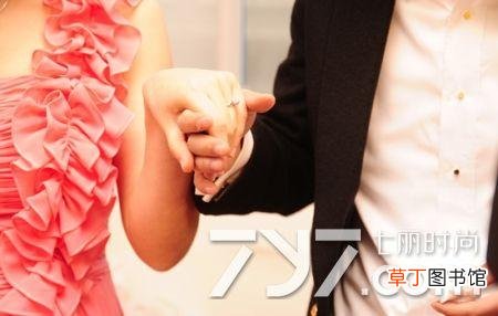 订婚伴手礼是什么意思 结婚伴手礼是什么意思