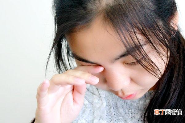 眼袋重是什么原因造成的-眼袋引起的原因是什么