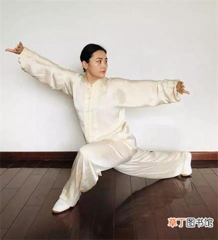 八段锦的功效与作用-八段锦有什么好处