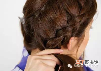 韩式麻花辫盘发步骤图解 韩式麻花辫发型扎法