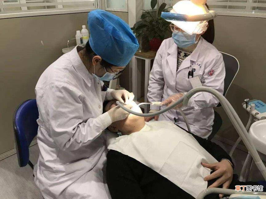 矫正牙齿要拔牙4颗有危害吗 多久洗一次牙比较好