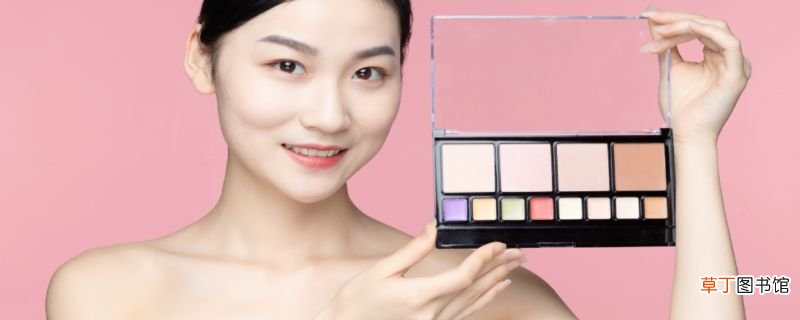 怎么判断眼影飞不飞粉如何判断眼影是否飞粉