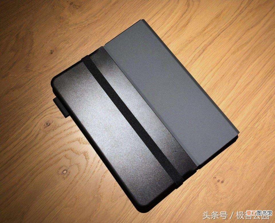 ipad键盘不见了怎么办 ipad电源键下陷自修方法