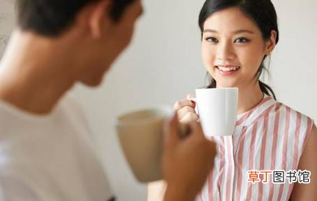 天天聊天但是话题不暧昧怎么确定是否喜欢 经常聊天算暧昧吗