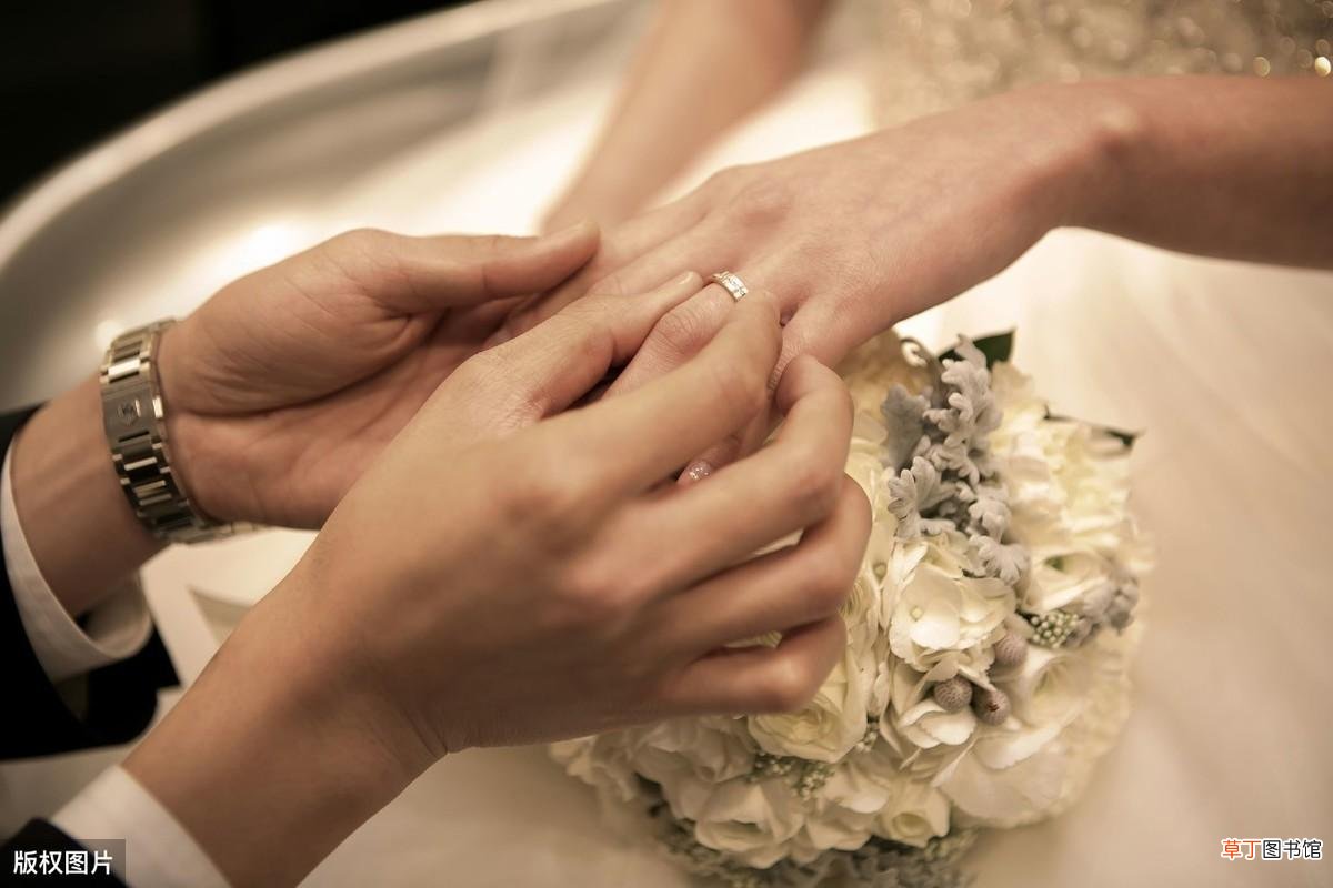 求婚戒指和结婚戒指能一样吗 求婚戒指和结婚戒指有什么区别