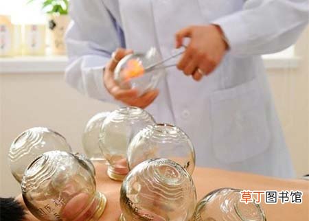 中医拔罐 教你颈部火罐方法专治秋季三种疾病
