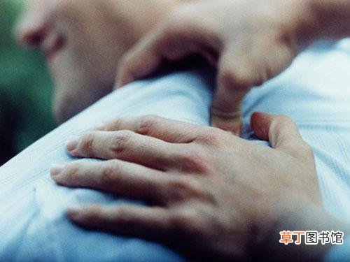 按这些穴位预防7种疾病 按足三里穴治肠胃病