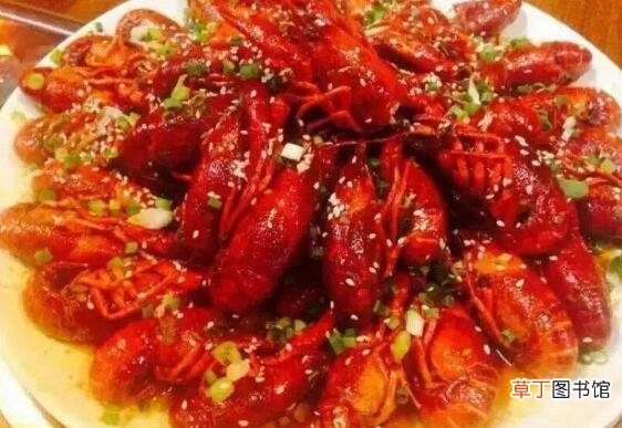 我们应该怎么吃小龙虾 小龙虾怎么吃正确