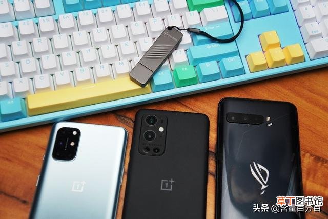 移动硬盘和u盘的区别哪个好 移动硬盘寿命