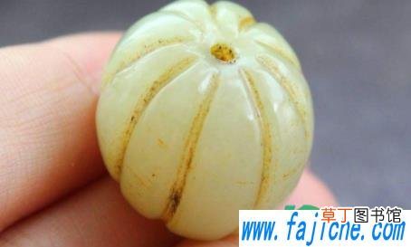 玉的表面为什么会发黄 玉戴久了变黄了怎么办