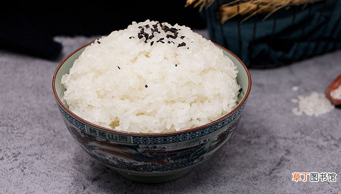 额头黑头怎么去除额头黑头的去除方法