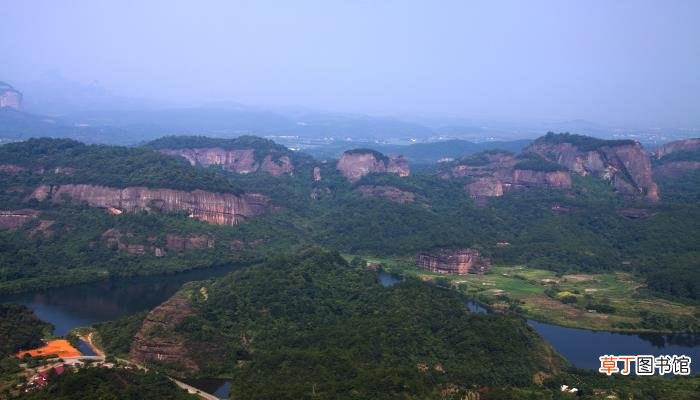 丹霞山在哪里