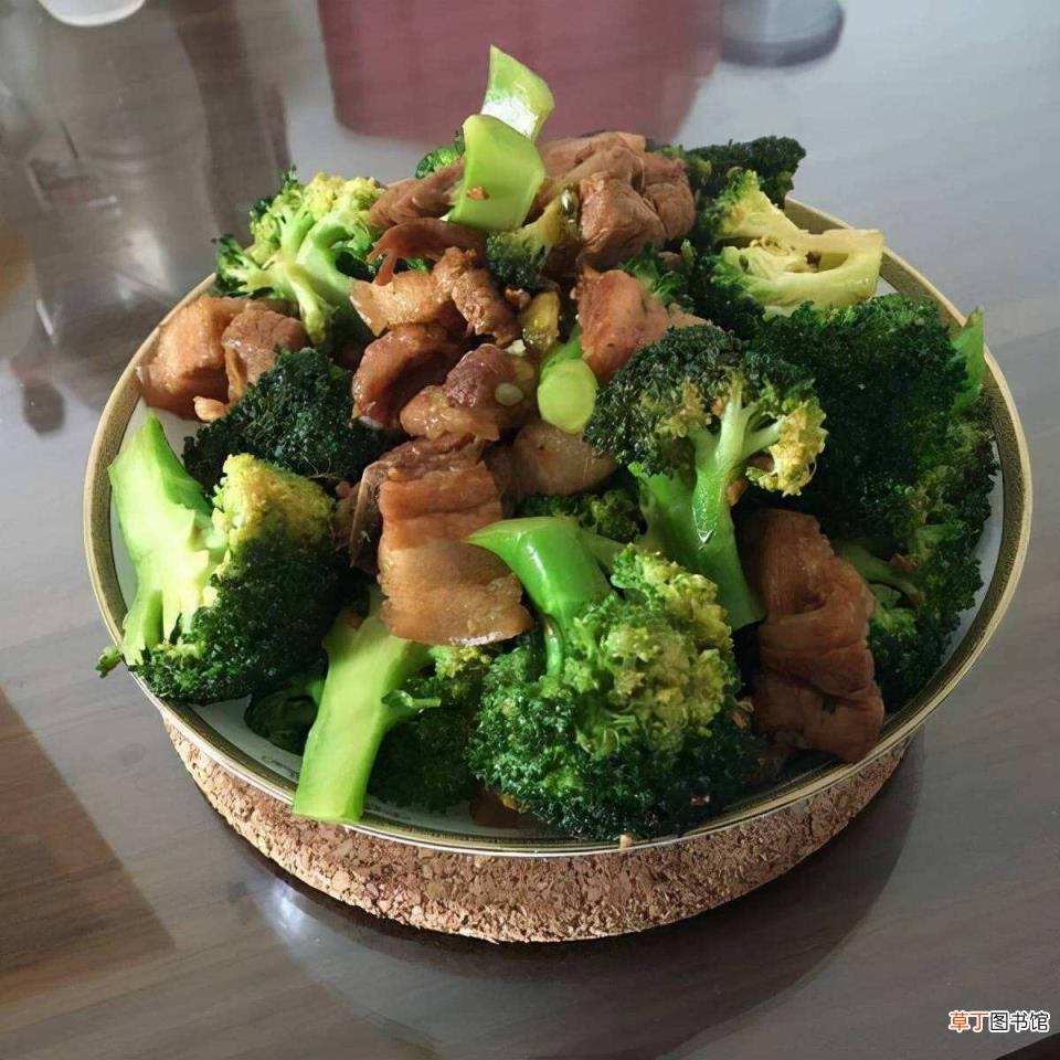 藕和西兰花可以一起炒吗 西兰花焯水多久