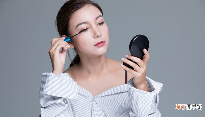 只涂睫毛打底膏可以吗 能不能只涂睫毛打底膏