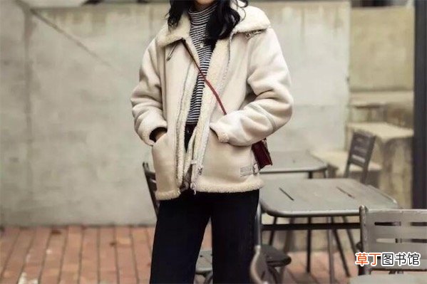十度穿什么衣服适宜