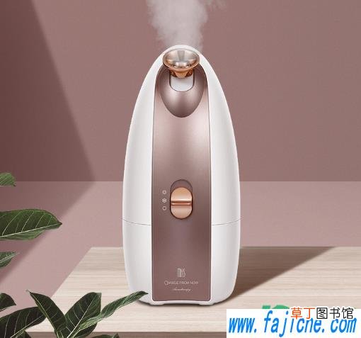 补水仪为什么充了一天还是红色 补水仪充电一直闪红灯正常吗