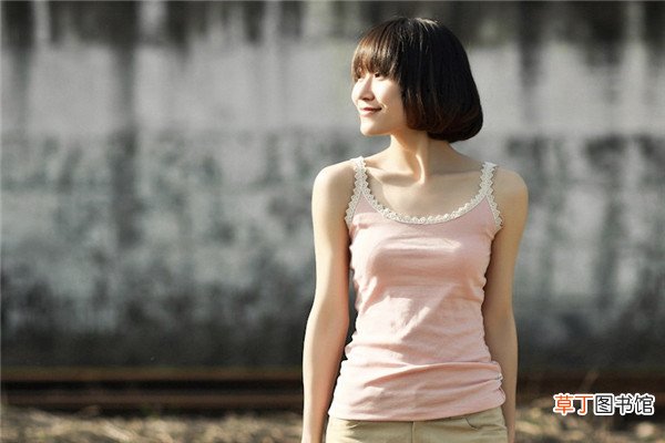 细吊带和宽吊带哪个显肩宽
