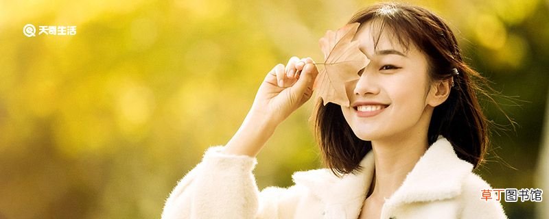 刘海有静电贴在额头上怎么办 刘海有静电贴在额头上怎么解决