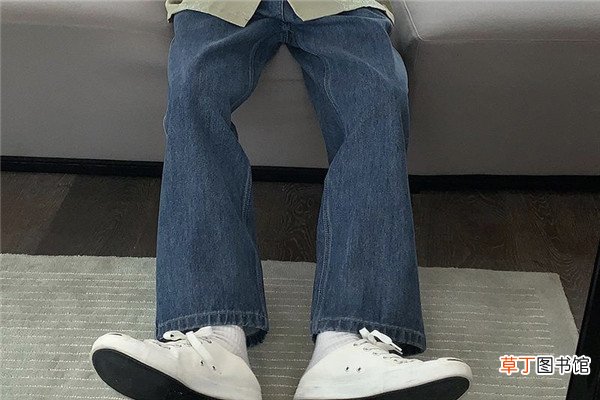 牛仔裤穿穿会变松吗