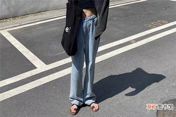 长袖polo衫怎么穿