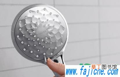 洗澡的莲蓬头水流小怎么弄 莲蓬头水流小怎么办