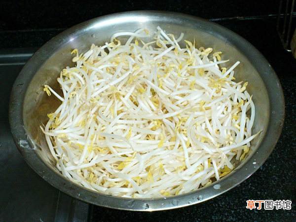 减肥三分靠练七分靠吃，这四种食物是公认的“脂肪杀手”