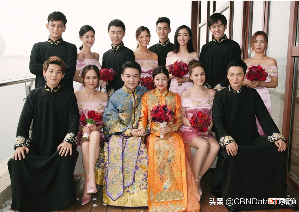 婚礼迎宾穿什么衣服 结婚迎宾穿什么衣服