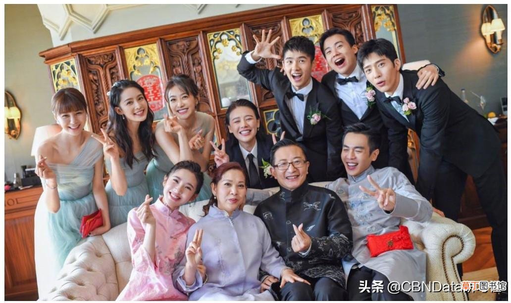 婚礼迎宾穿什么衣服 结婚迎宾穿什么衣服