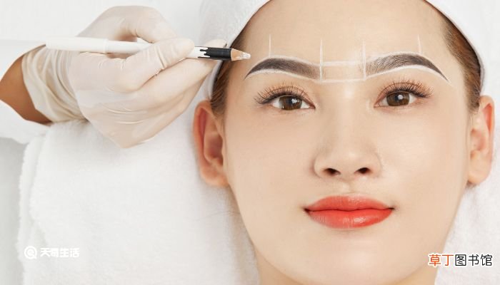 彩妆需要哪些化妆品 眼妆需要哪些化妆品