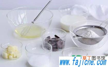 玻璃杯盛一半水可以放冷冻吗 玻璃碗放冷冻会破吗