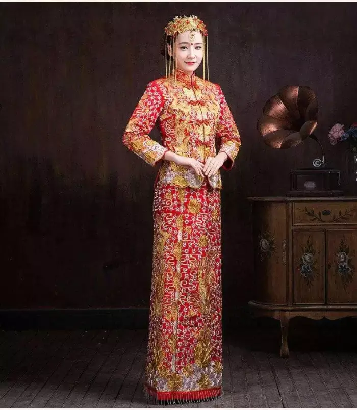 中式婚礼的礼服叫什么 结婚中式礼服叫什么
